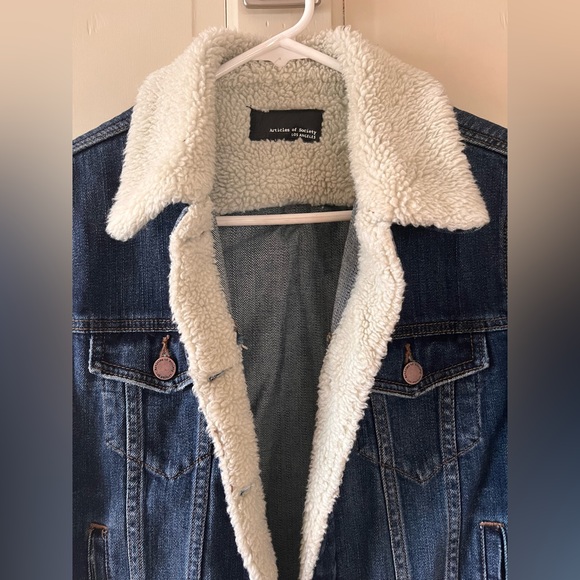 Articles of Society Dark Denim Jacket with Shearling Collar and Trim -Small - Picture 3 of 10